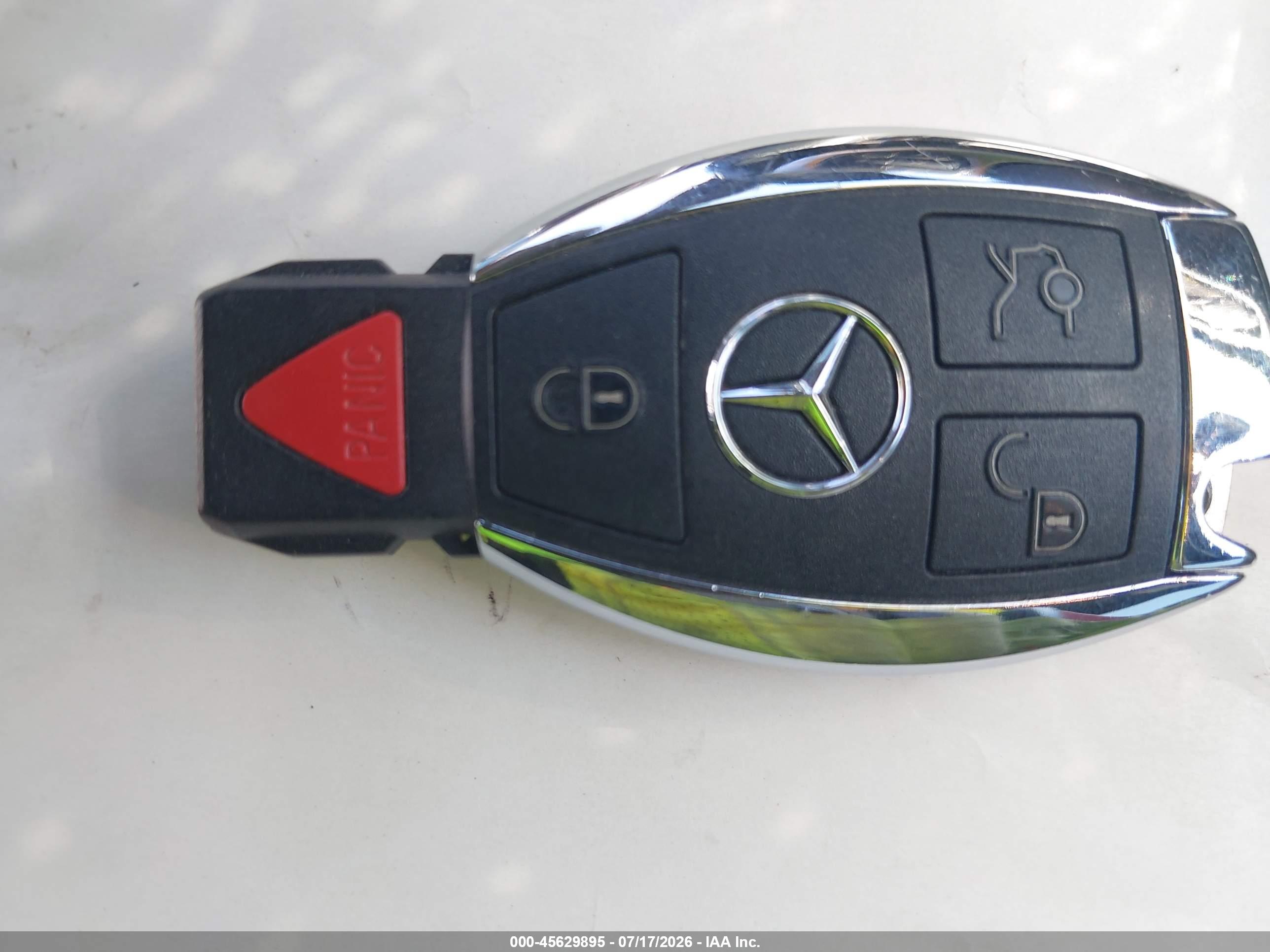 2015 MERCEDES-BENZ C 300 Base