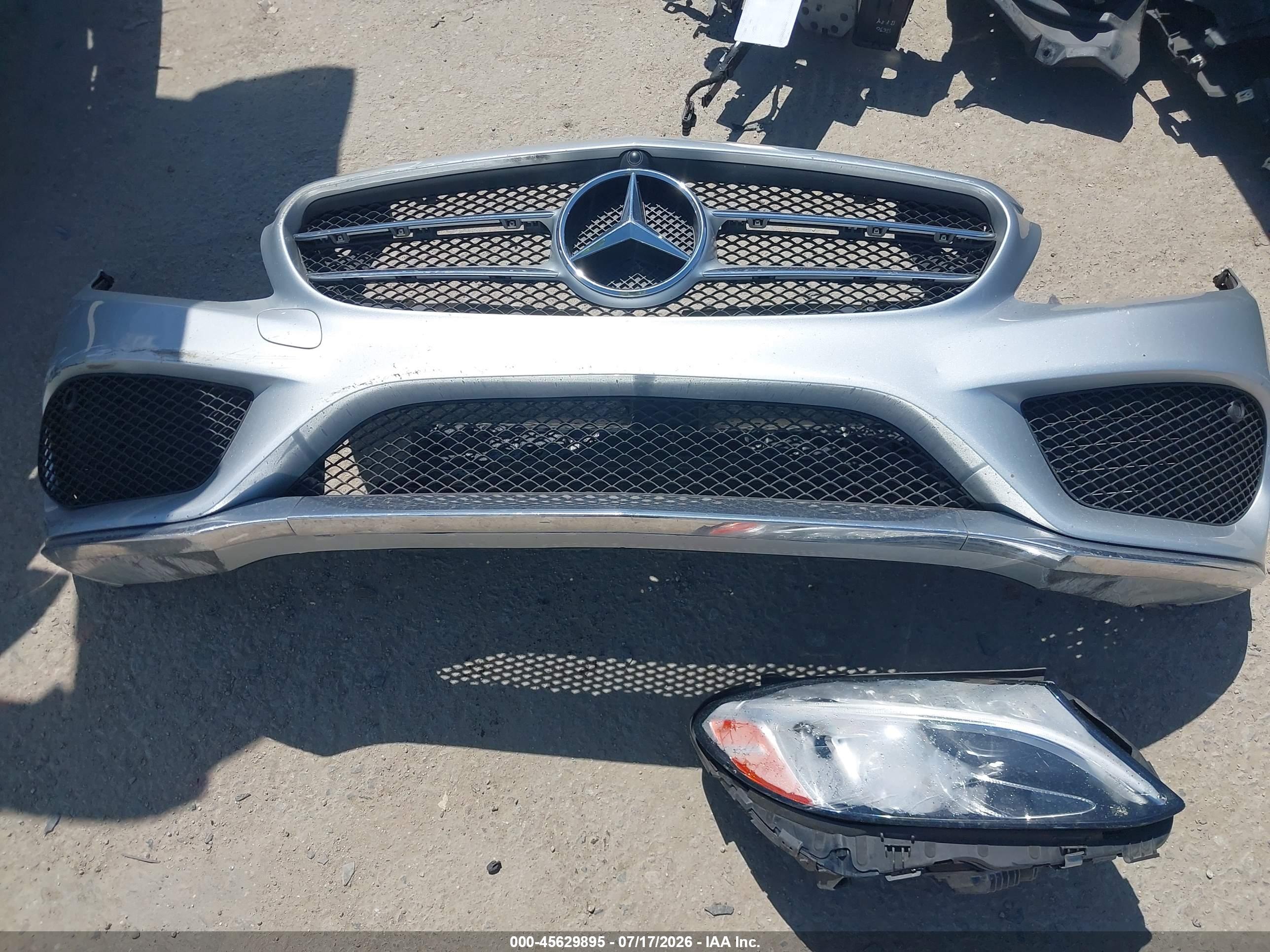 2015 MERCEDES-BENZ C 300 Base
