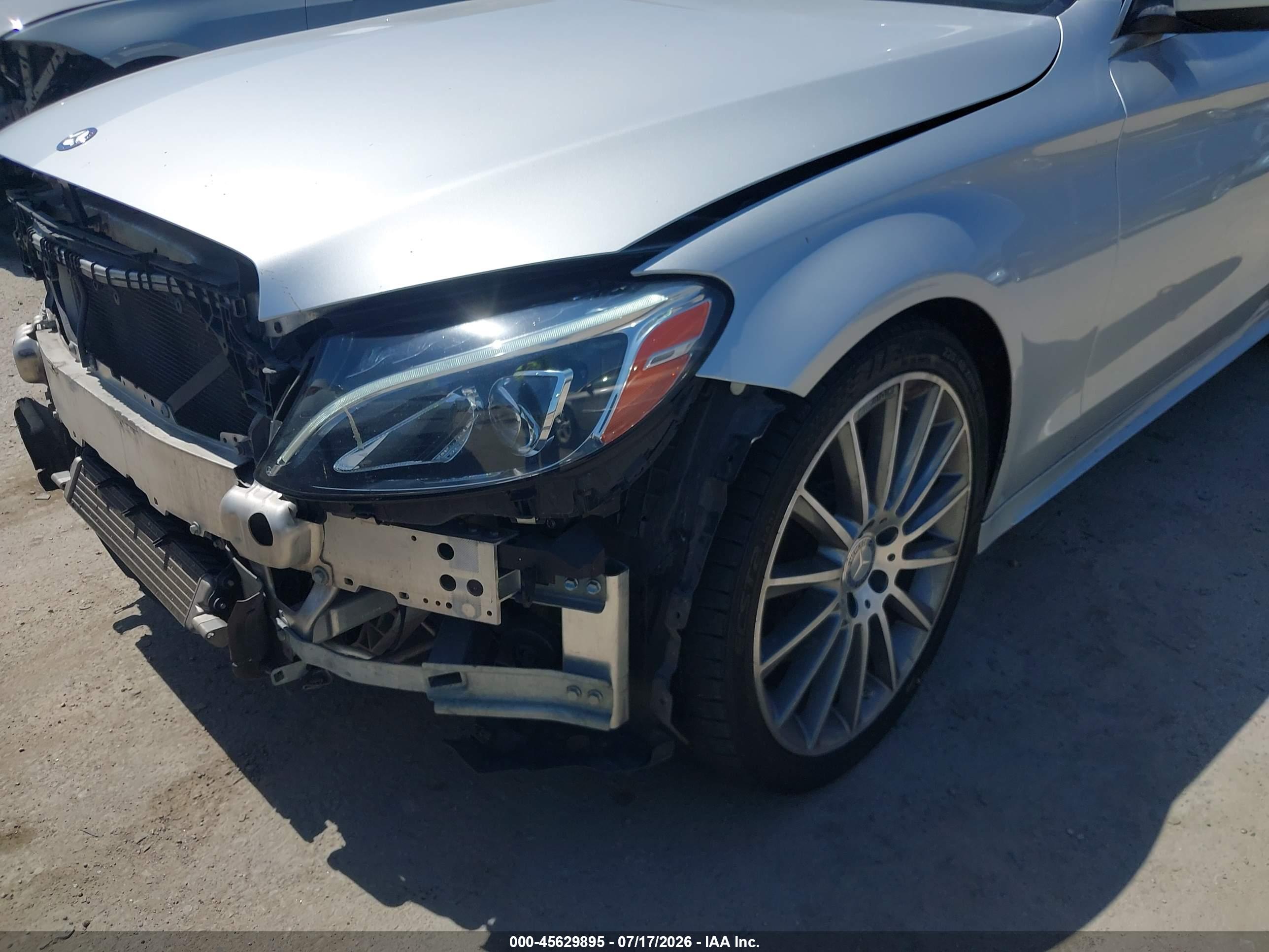 2015 MERCEDES-BENZ C 300 Base