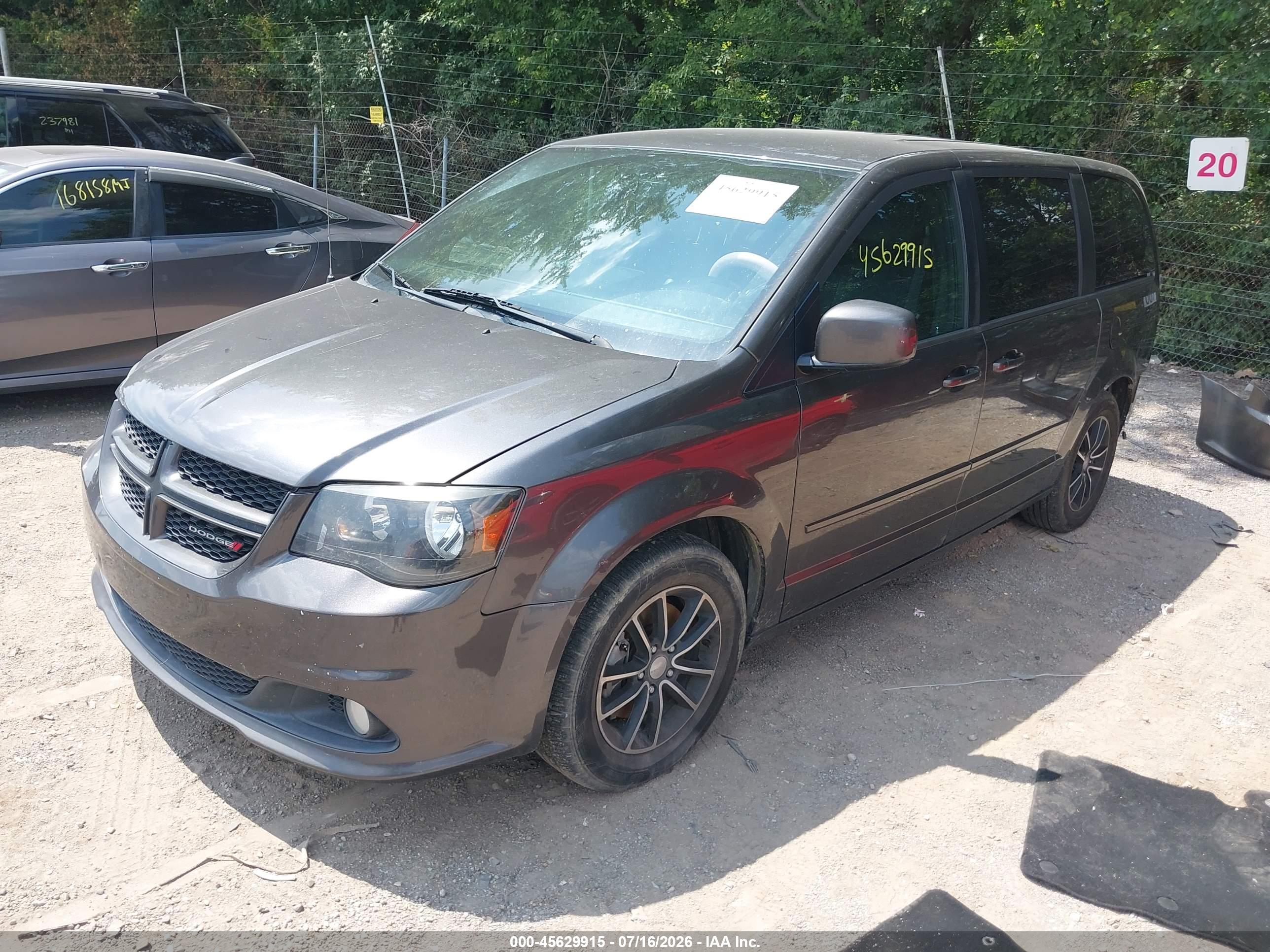 2017 DODGE GRAND CARAVAN GT — I2