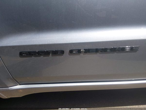 2021 JEEP GRAND CHEROKEE LAREDO X 4X4