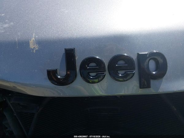 2021 JEEP GRAND CHEROKEE LAREDO X 4X4