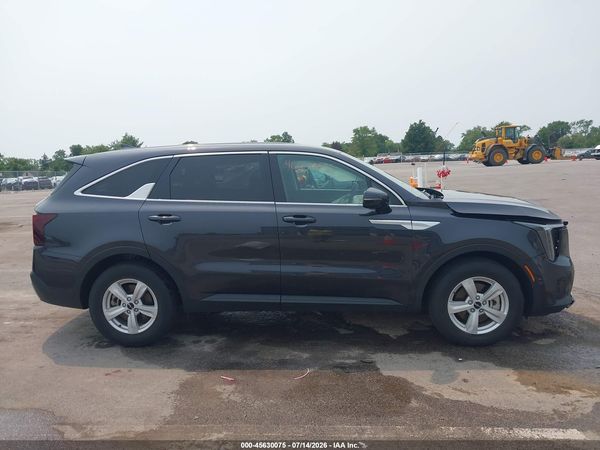 2025 KIA SORENTO LX