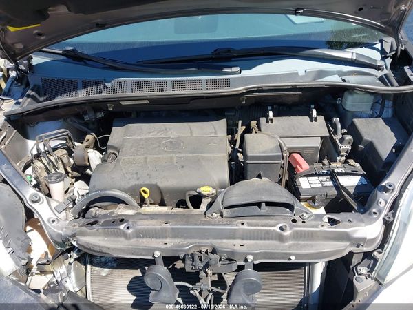 2012 TOYOTA SIENNA XLE V6 8 PASSENGER