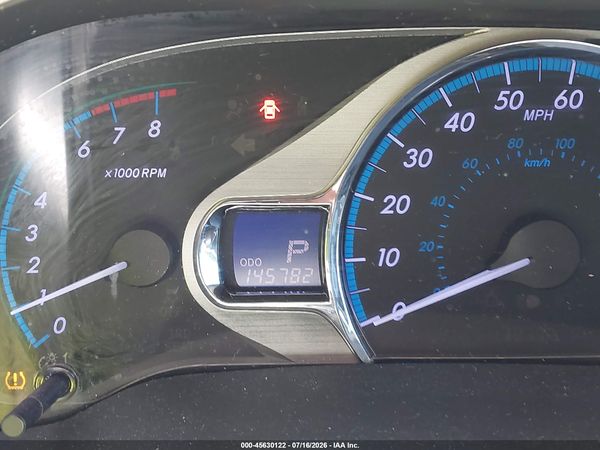 2012 TOYOTA SIENNA XLE V6 8 PASSENGER