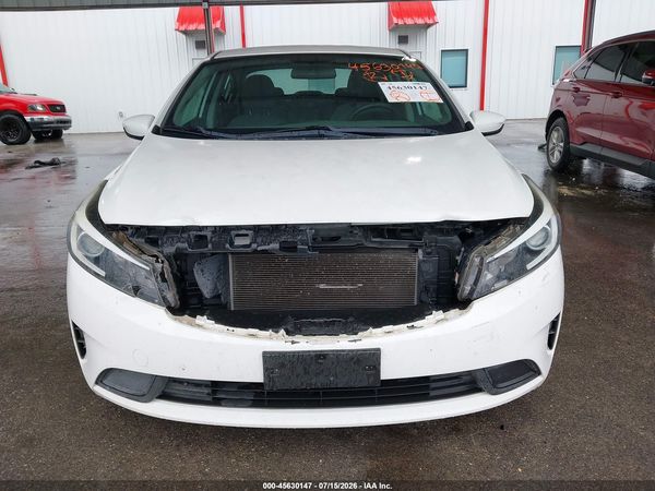 2017 KIA FORTE LX