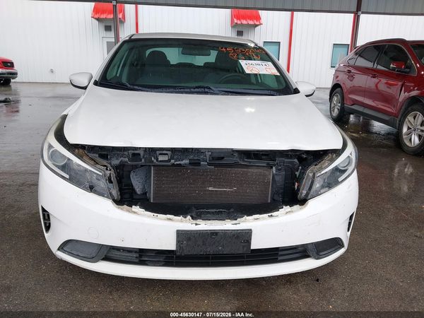 2017 KIA FORTE LX