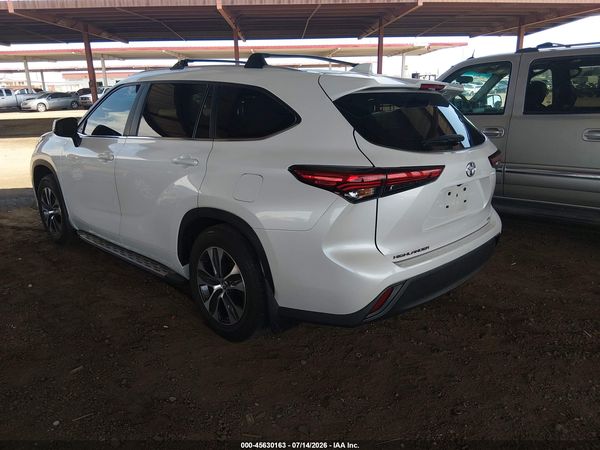2023 TOYOTA HIGHLANDER XLE