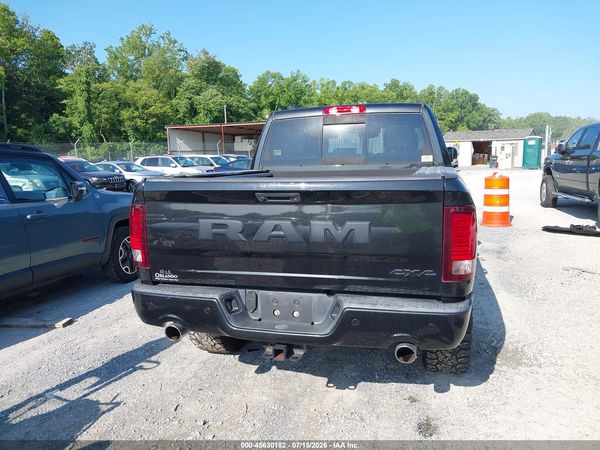 2017 RAM 1500 NIGHT  4X4 5'7 BOX