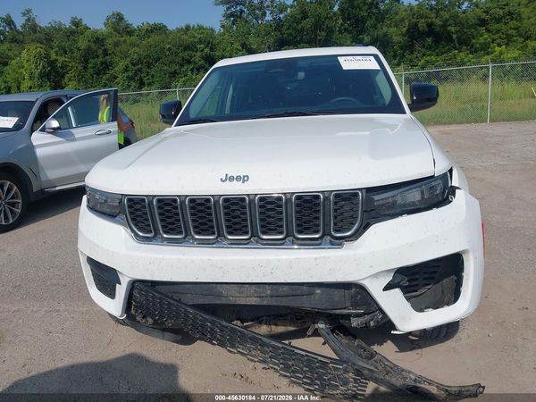 2023 JEEP GRAND CHEROKEE LAREDO 4X2