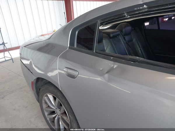 2016 DODGE CHARGER SXT