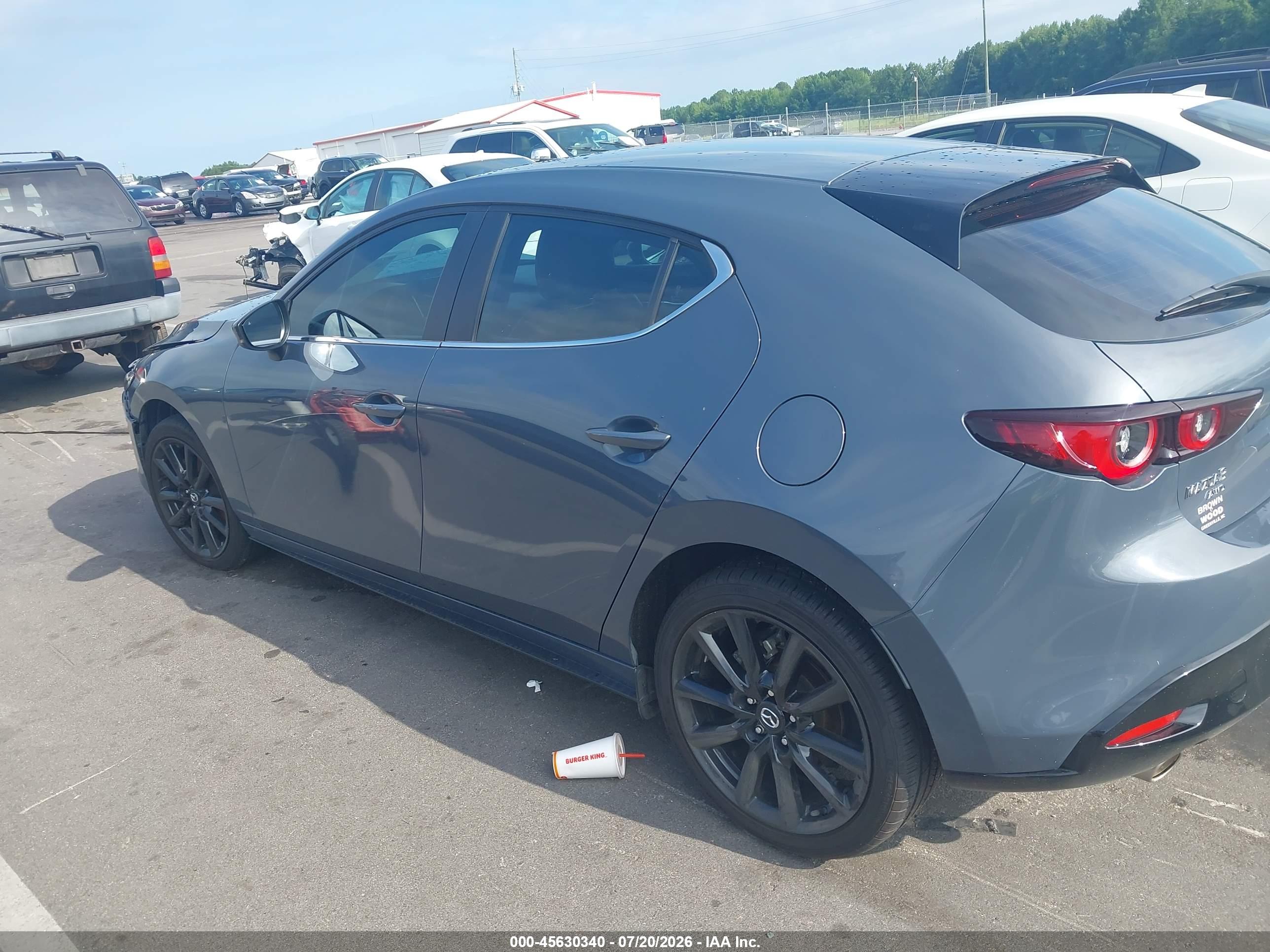 2023 MAZDA MAZDA3 2.5 S CARBON EDITION