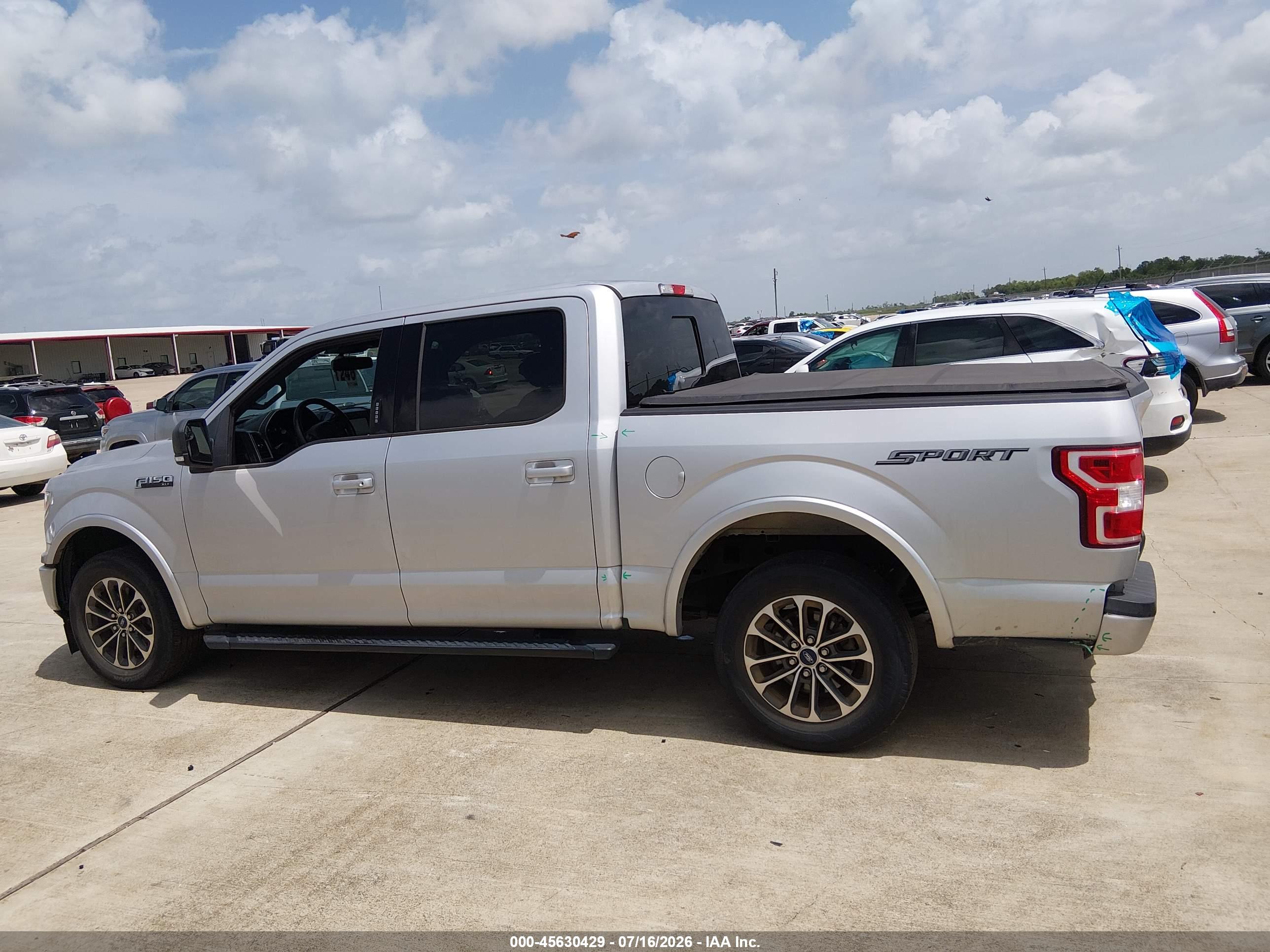 2019 FORD F-150 XLT