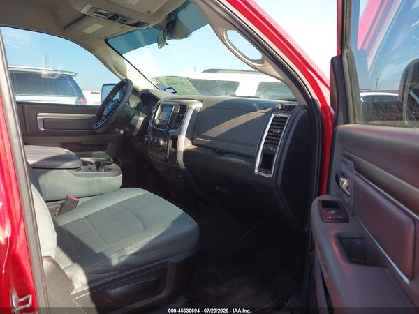 2017 RAM 1500 SLT  4X2 6'4 BOX