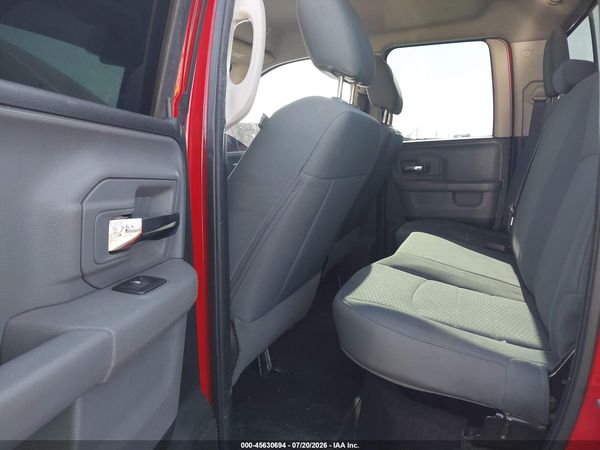 2017 RAM 1500 SLT  4X2 6'4 BOX