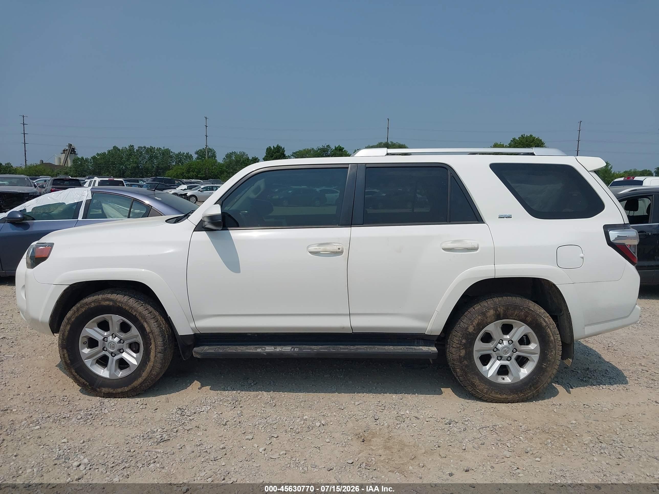 2016 TOYOTA 4RUNNER SR5