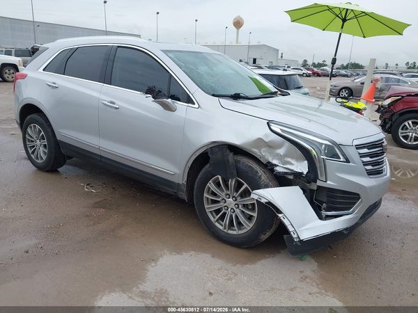 2017 CADILLAC XT5 LUXURY