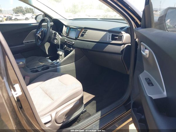 2017 KIA NIRO FE