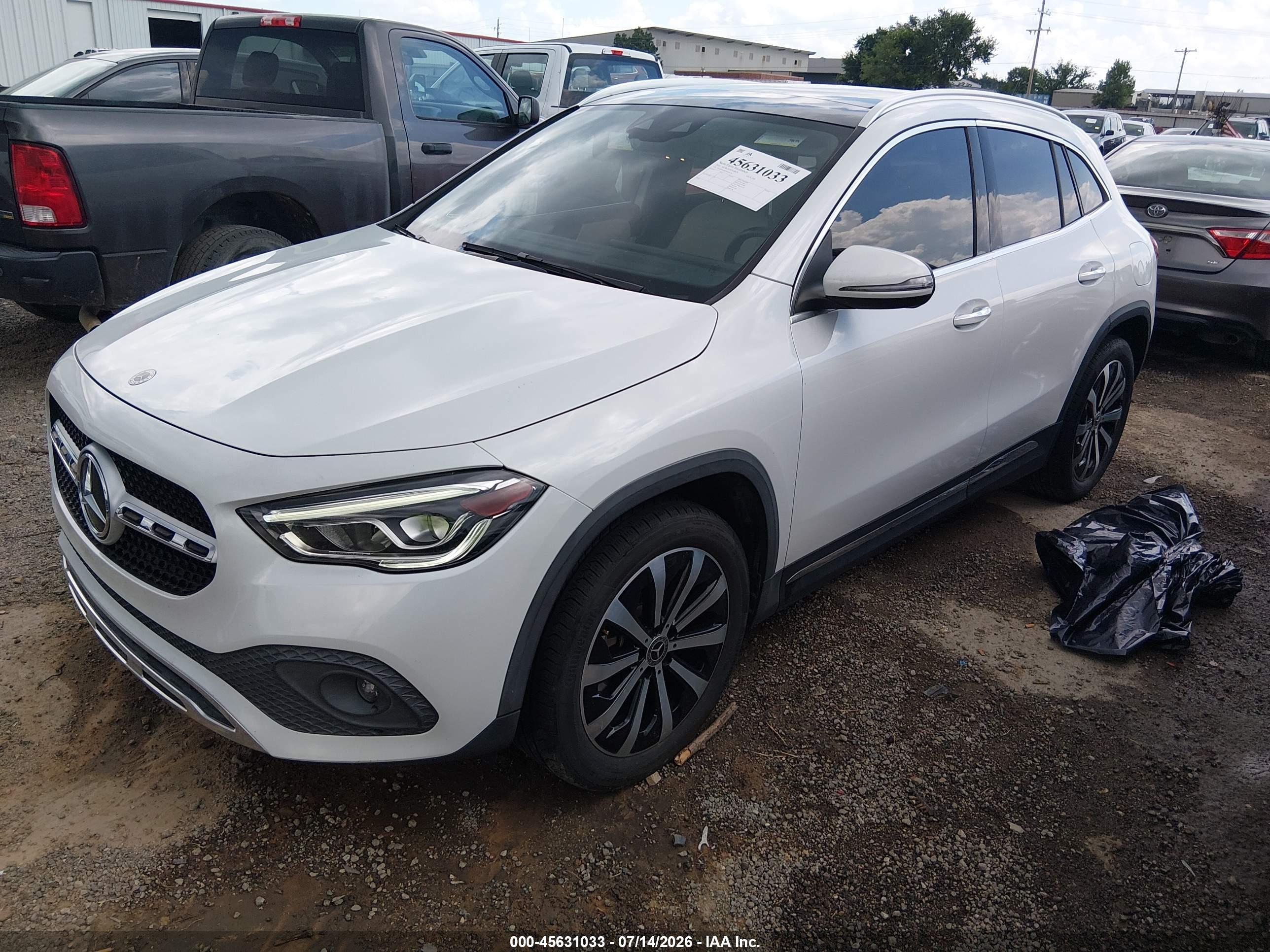 2021 MERCEDES-BENZ GLA 250 GLA250