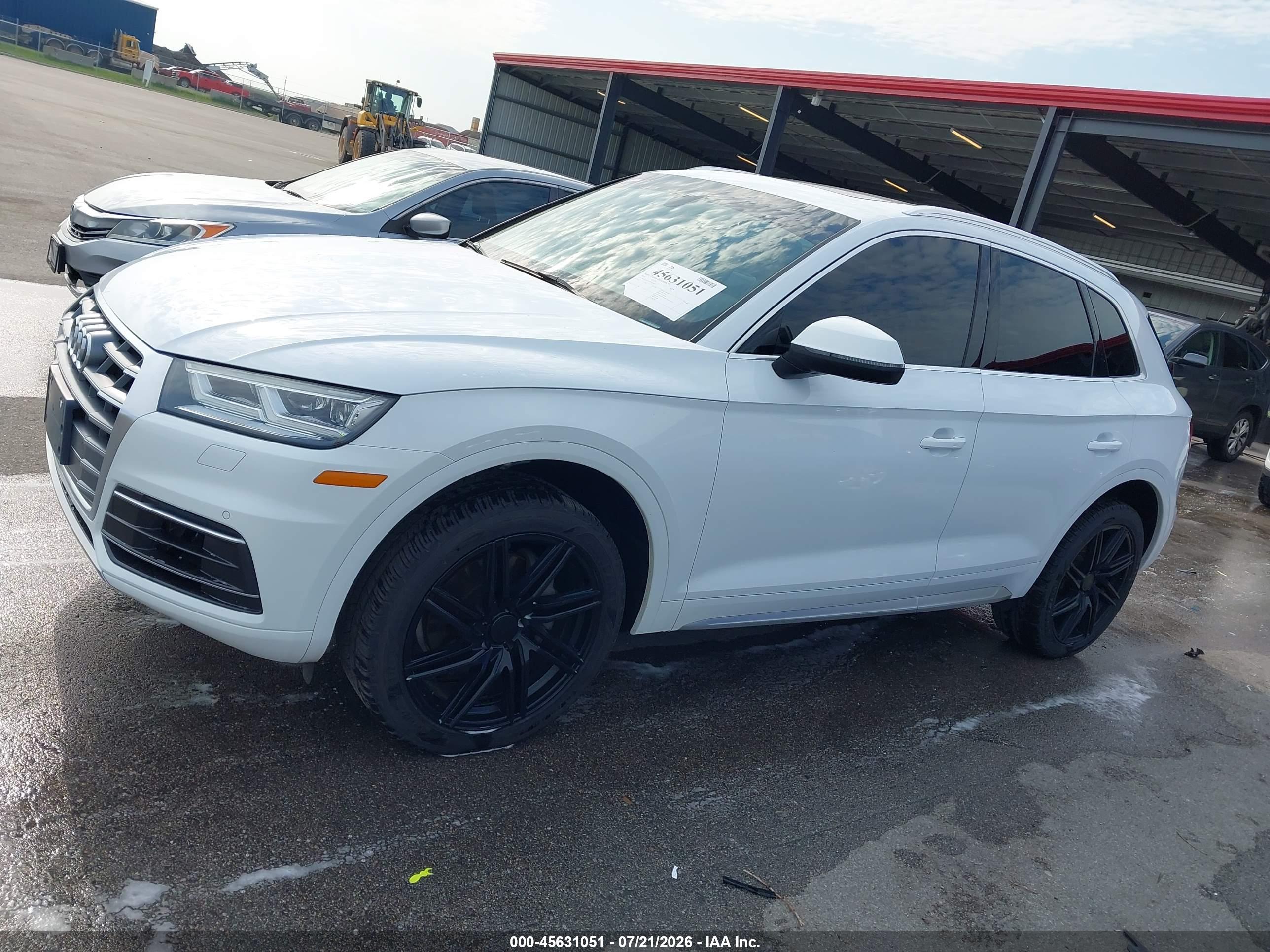 2018 AUDI Q5