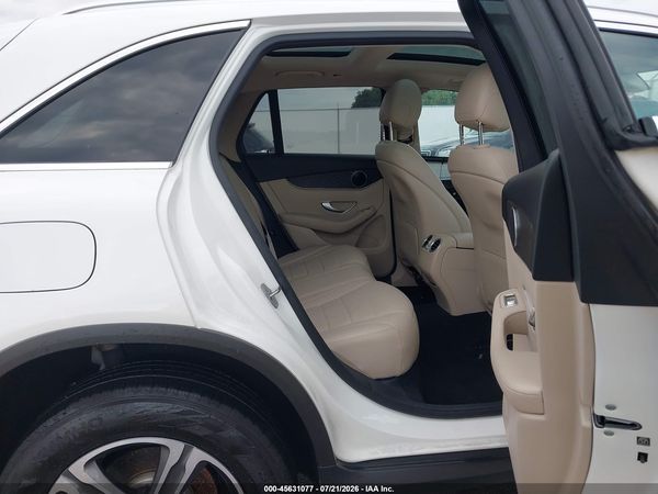 2017 MERCEDES-BENZ GLC 300 4MATIC