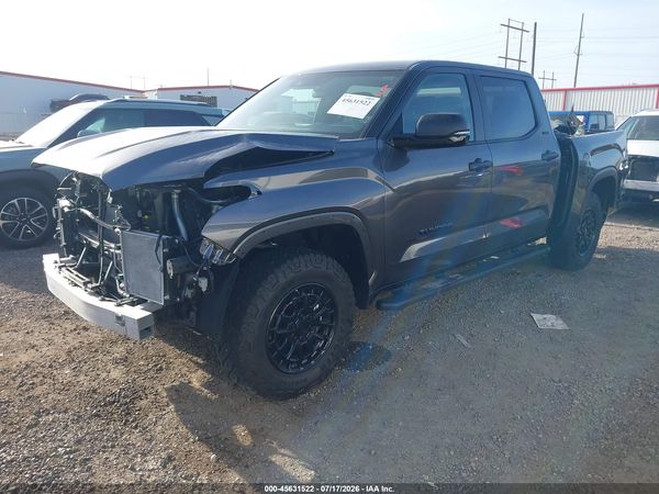 2026 TOYOTA TUNDRA SR5 CREWMAX 5.5' BED