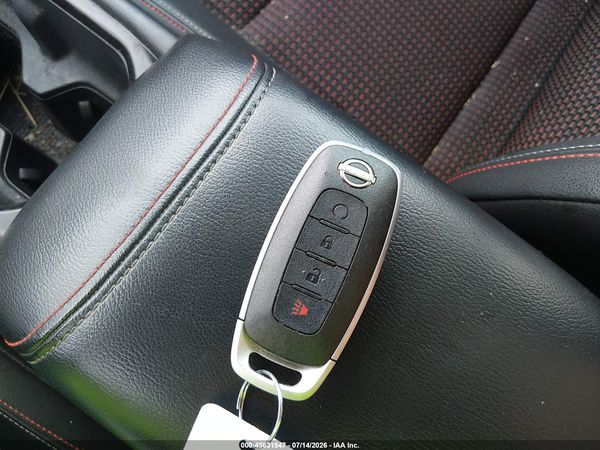 2025 NISSAN KICKS SR FWD — I11