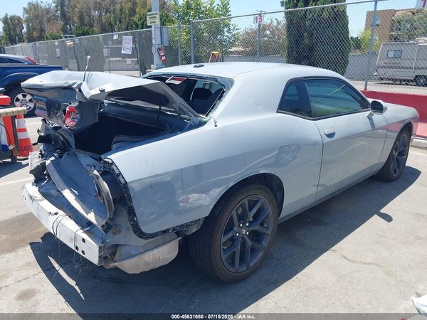2021 DODGE CHALLENGER SXT