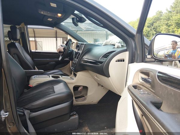 2019 DODGE GRAND CARAVAN SXT — I5