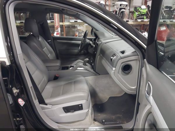 2004 PORSCHE CAYENNE S