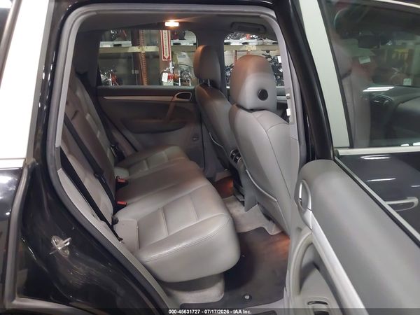 2004 PORSCHE CAYENNE S