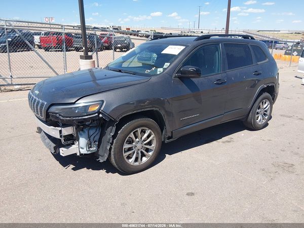 2022 JEEP CHEROKEE LATITUDE LUX 4X4