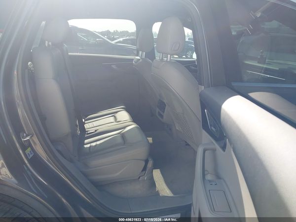 2020 AUDI Q7