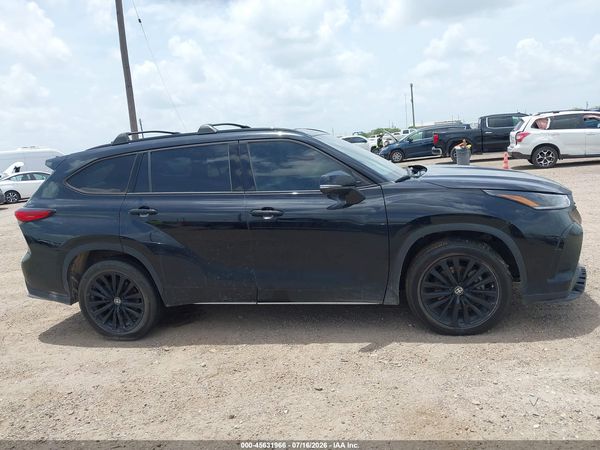 2023 TOYOTA HIGHLANDER XSE