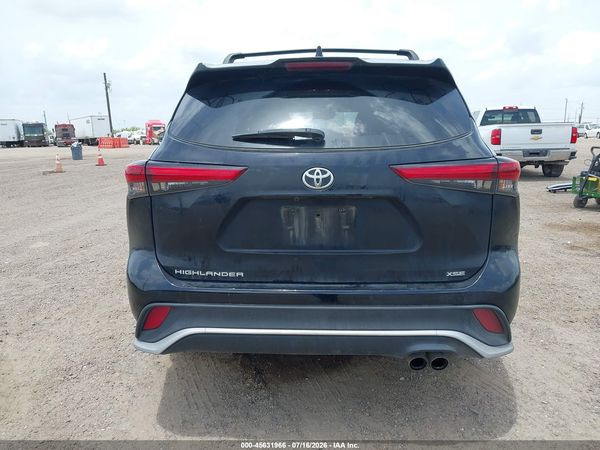2023 TOYOTA HIGHLANDER XSE