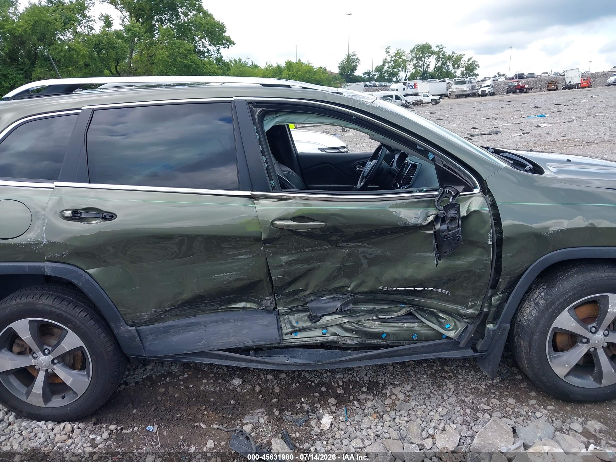 2019 JEEP CHEROKEE LIMITED 4X4
