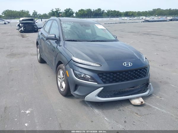 2022 HYUNDAI KONA SE