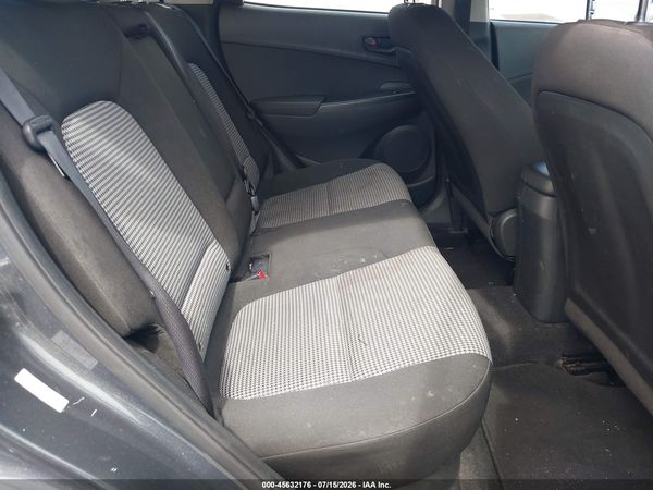 2022 HYUNDAI KONA SE