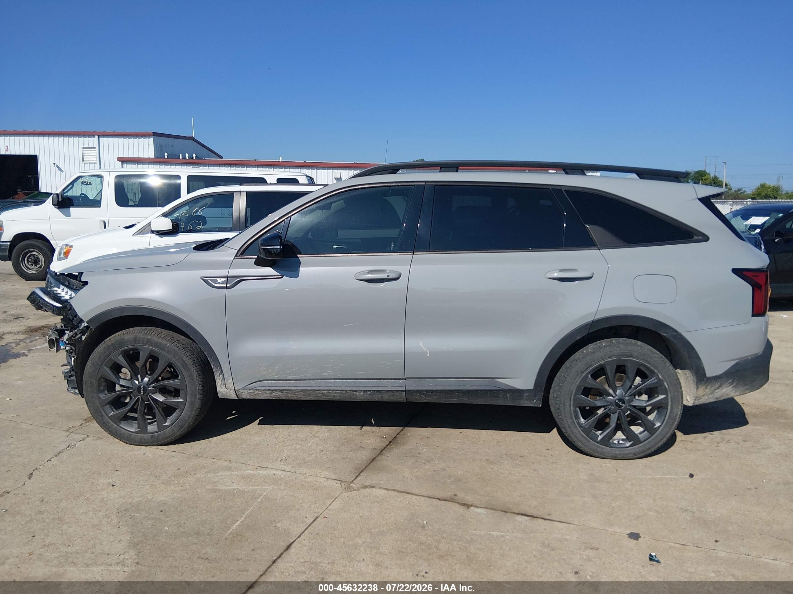 2022 KIA SORENTO X-LINE EX