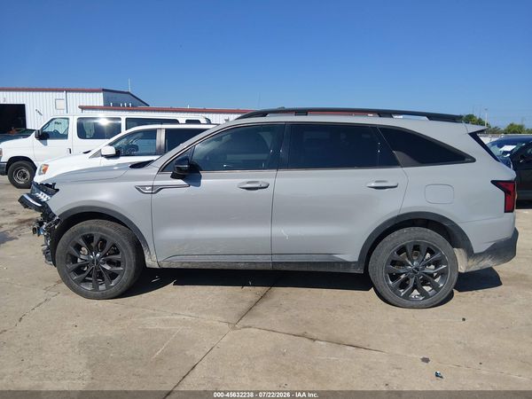 2022 KIA SORENTO X-LINE EX