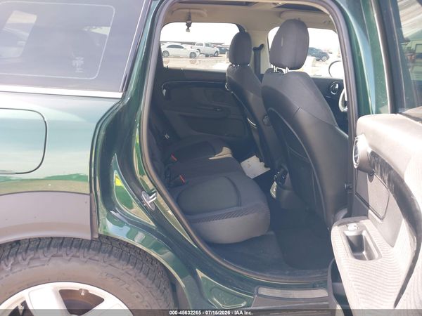 2017 MINI COUNTRYMAN COOPER