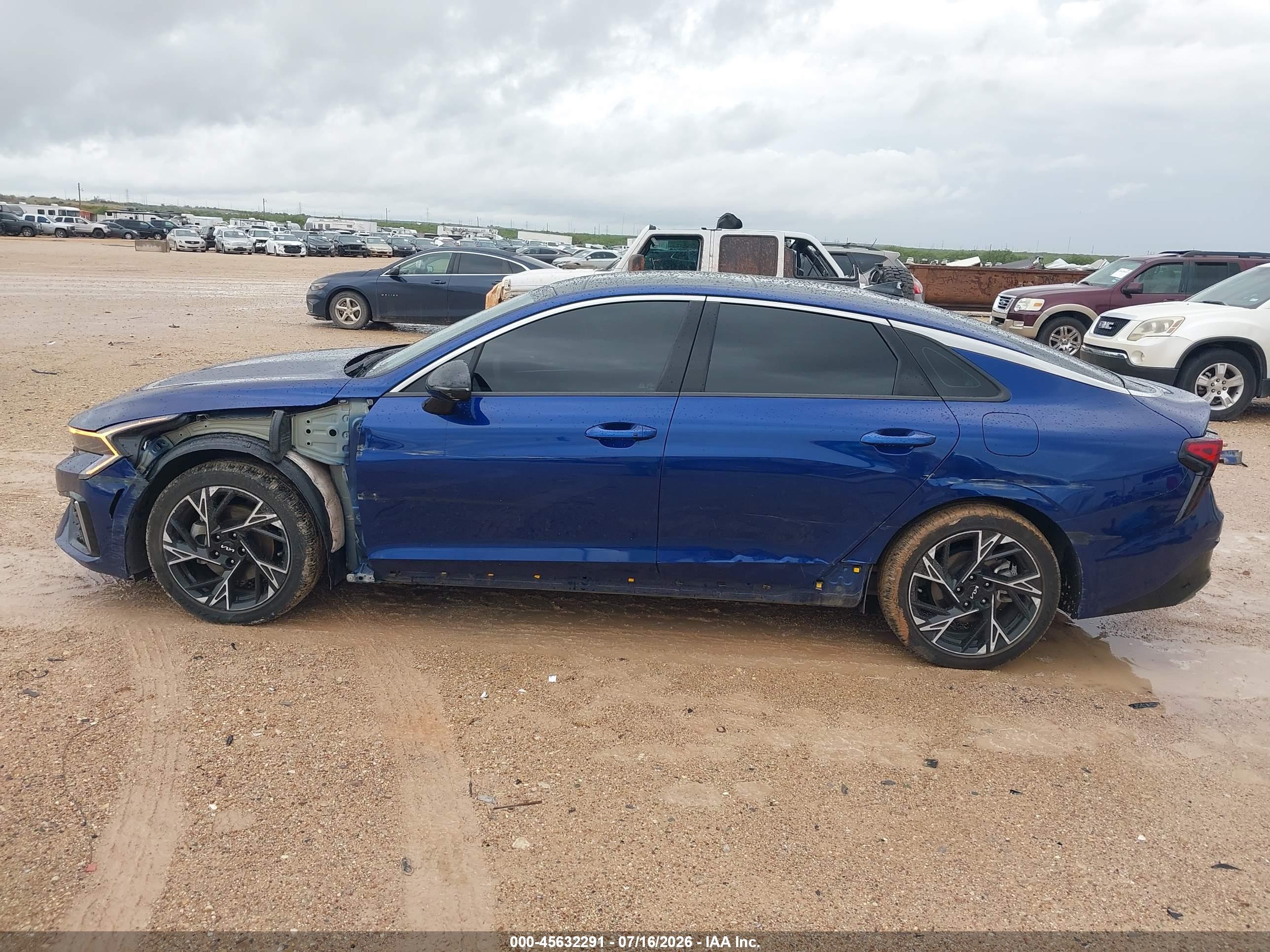 2025 KIA K5 GT-LINE