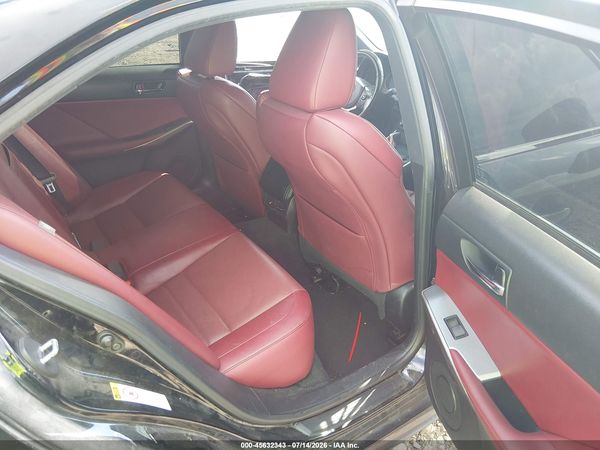 2016 LEXUS IS 200T