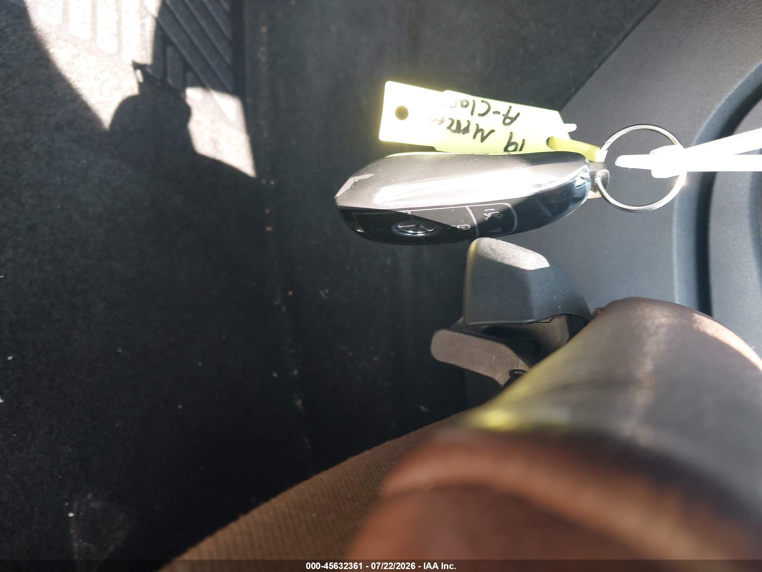 2019 MERCEDES-BENZ A 220 4MATIC
