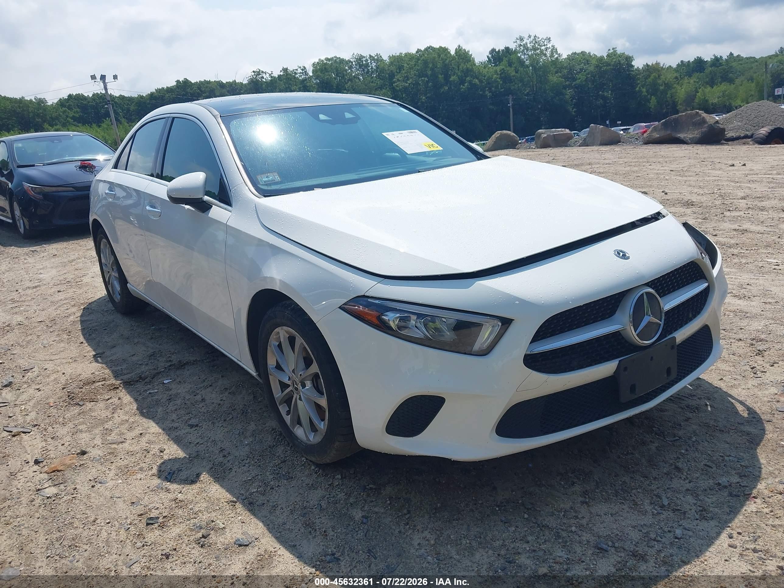 2019 MERCEDES-BENZ A 220 4MATIC