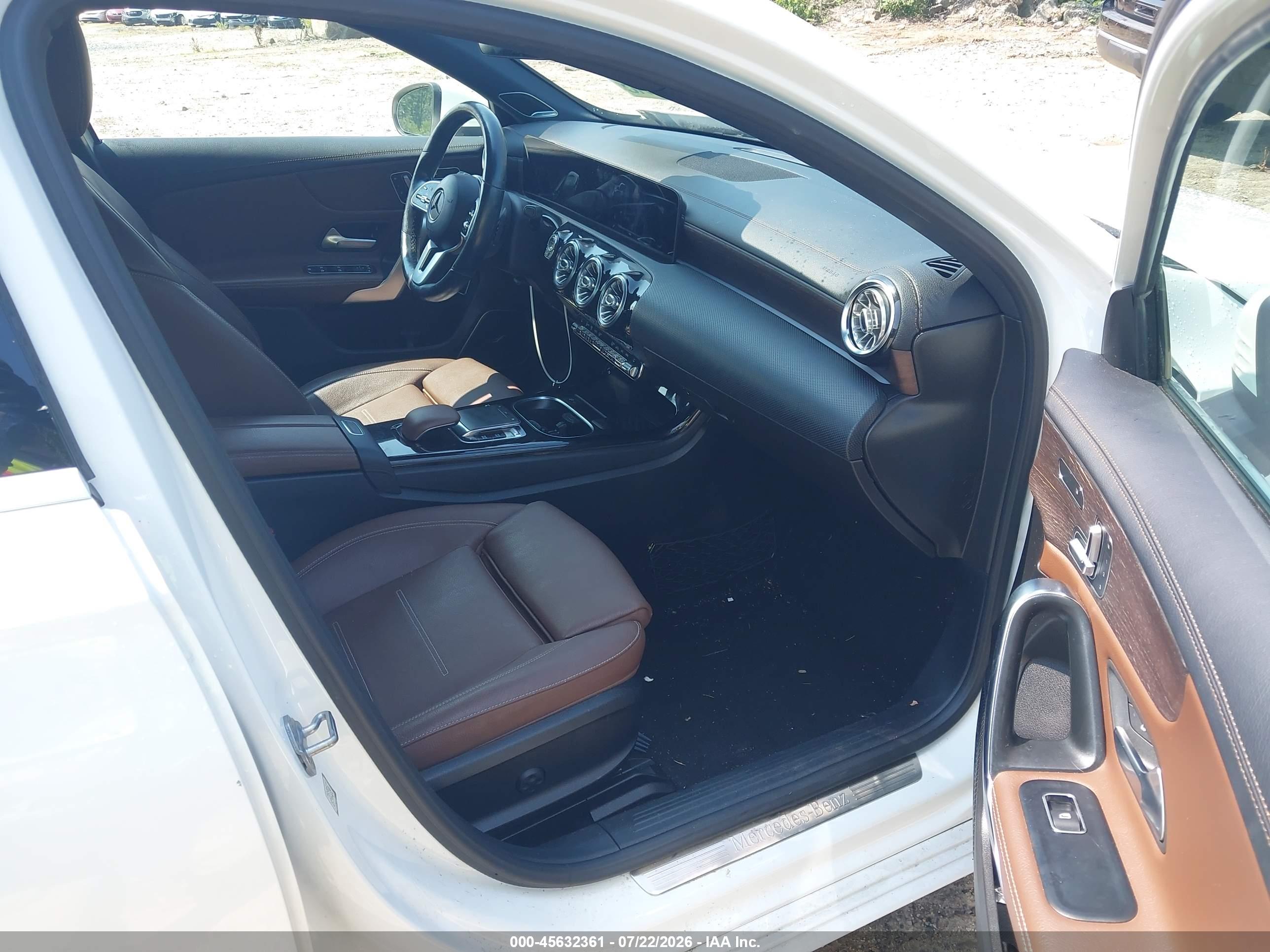 2019 MERCEDES-BENZ A 220 4MATIC