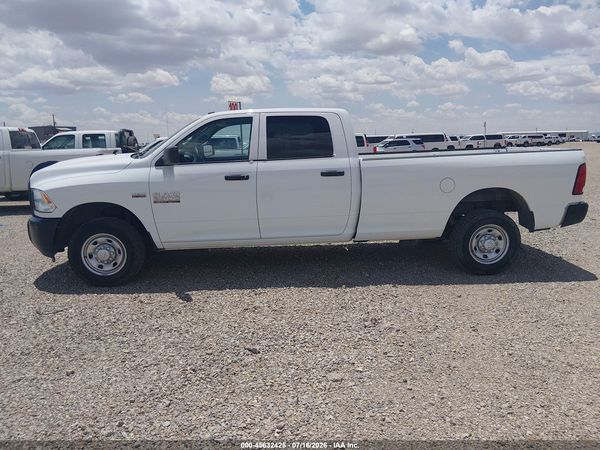 2018 RAM 2500 ST CREW CAB 4X2