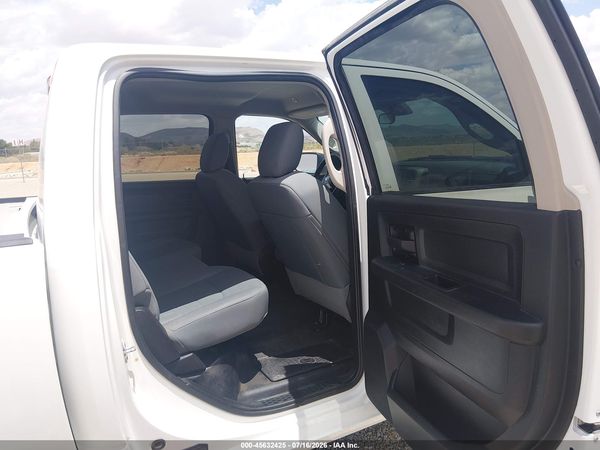 2018 RAM 2500 ST CREW CAB 4X2
