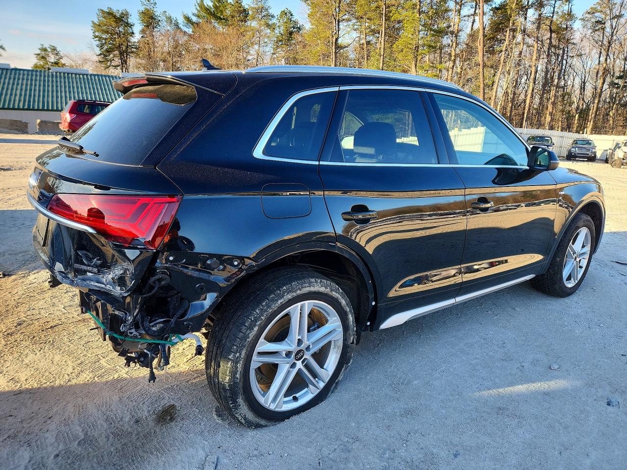 2024 AUDI Q5 E S Line quattro Premium