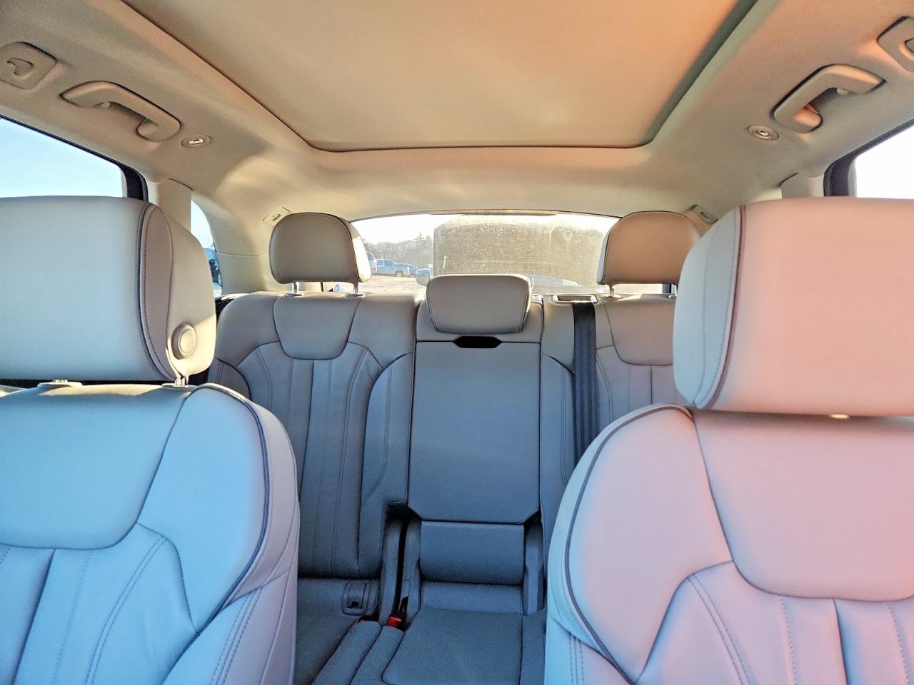 2024 AUDI Q5 E S Line quattro Premium
